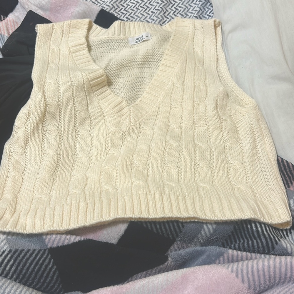 Ardene